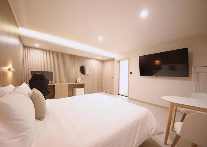 Two H Busan